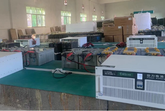 大電流點測試設(shè)備.png 大電流點測試設(shè)備.png