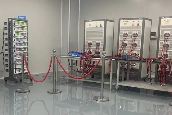 大電流測(cè)試設(shè)備.png 大電流測(cè)試設(shè)備.png